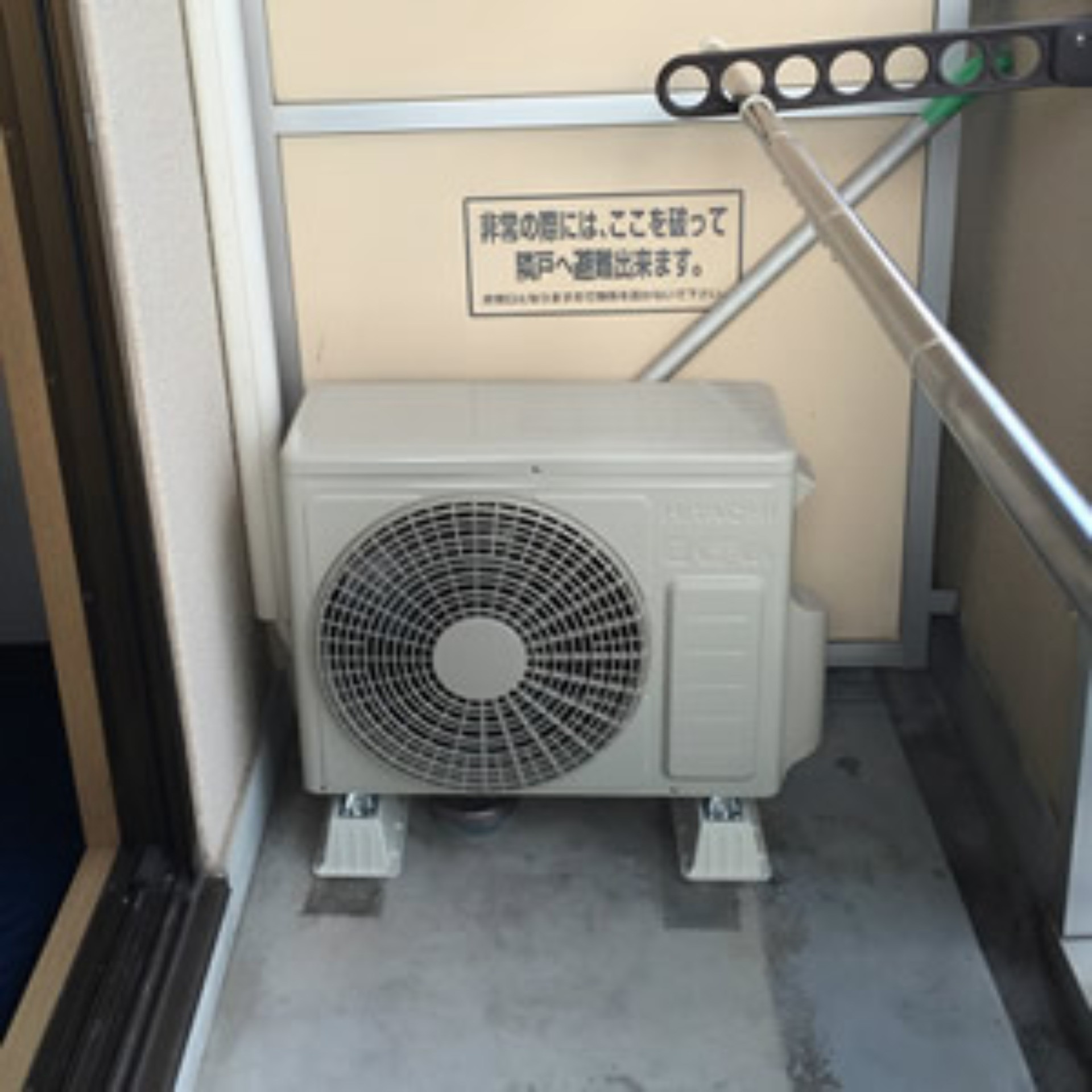 エアコン室外機
